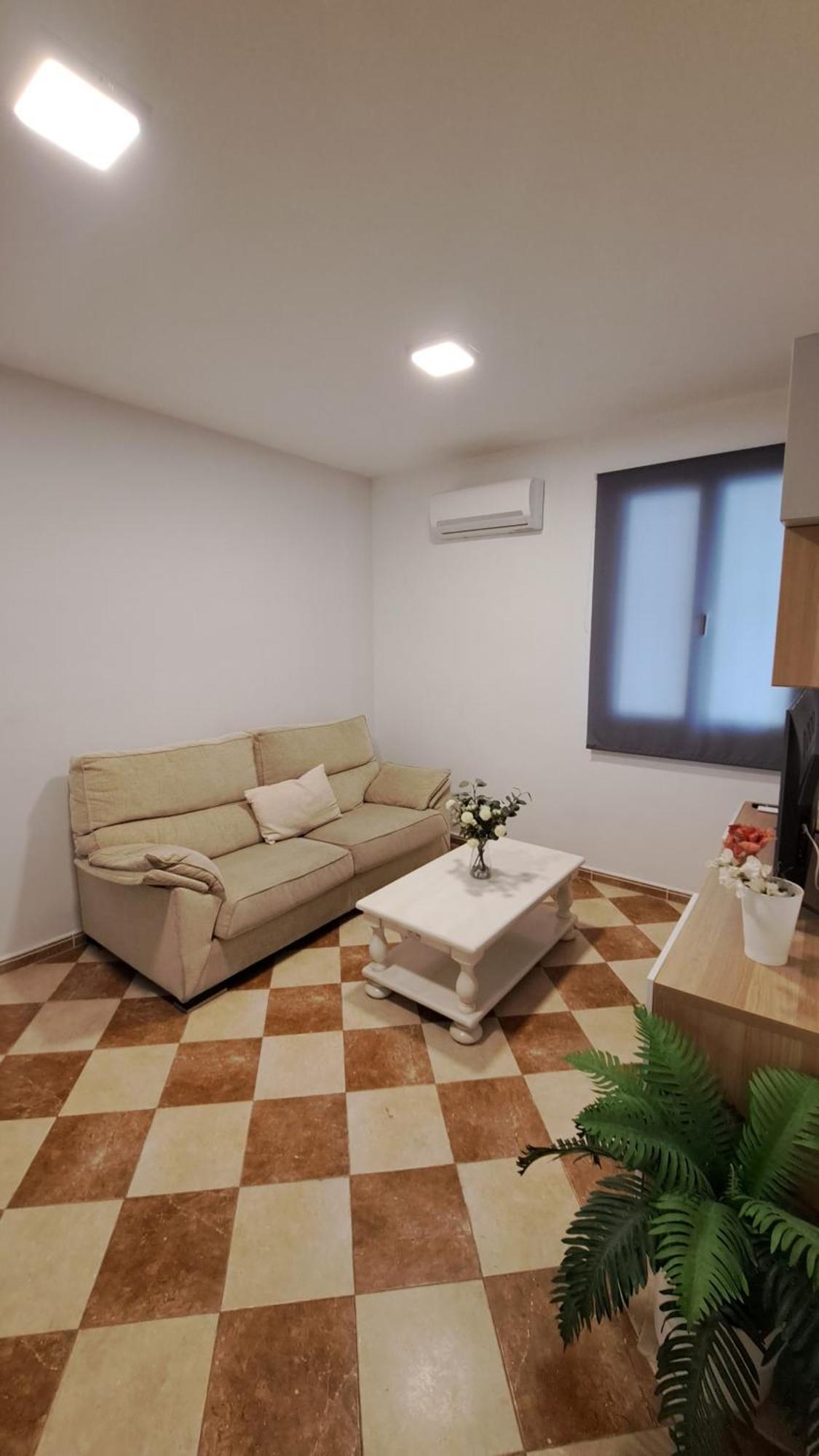 Ms4 Apartamentos Nervion Севиля Екстериор снимка