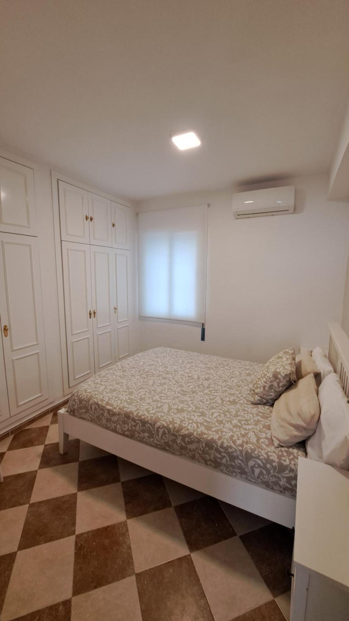 Ms4 Apartamentos Nervion Севиля Екстериор снимка