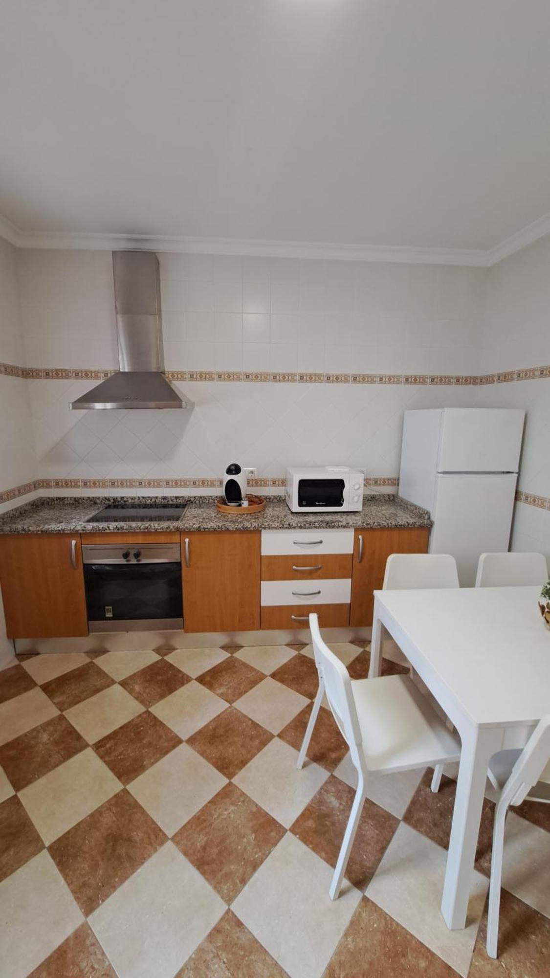 Ms4 Apartamentos Nervion Севиля Екстериор снимка