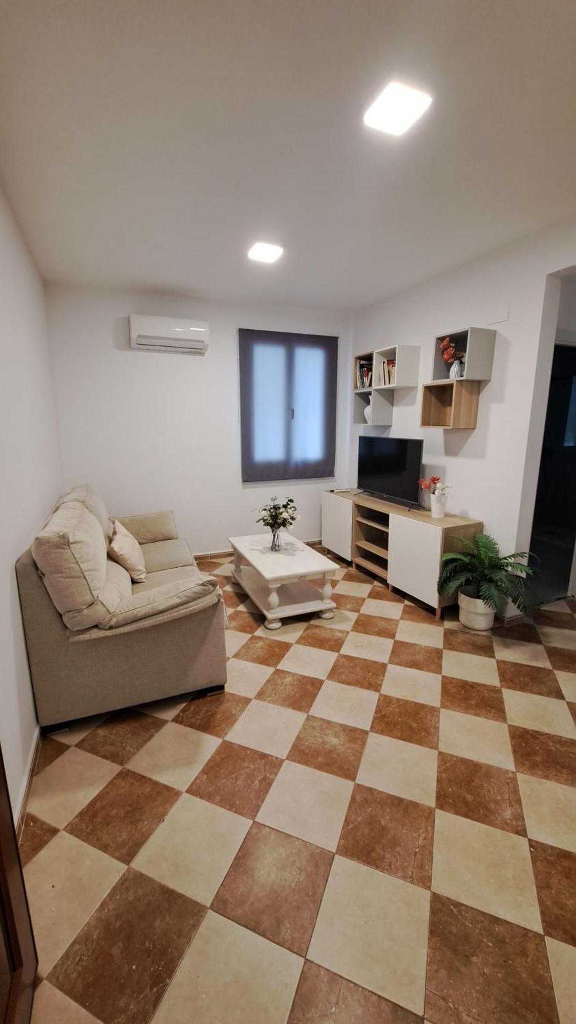 Ms4 Apartamentos Nervion Севиля Екстериор снимка